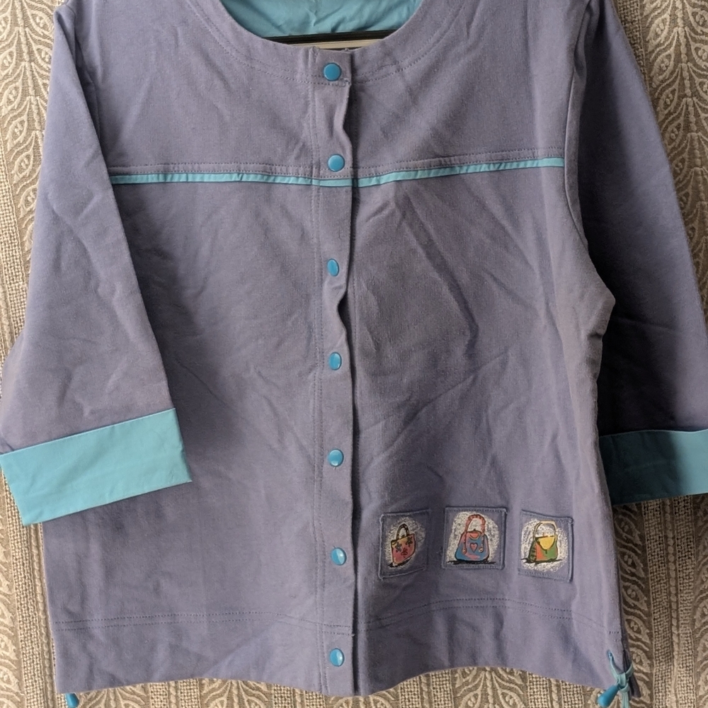 Vintage Onque Sweater Top with Blue Accents